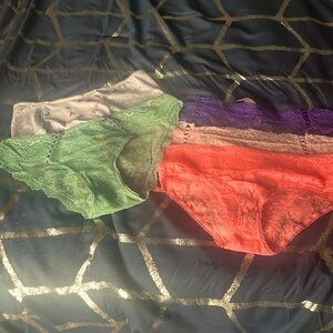 Victoria’s Secret/PINK Lace Panty Set of 5 -Size M